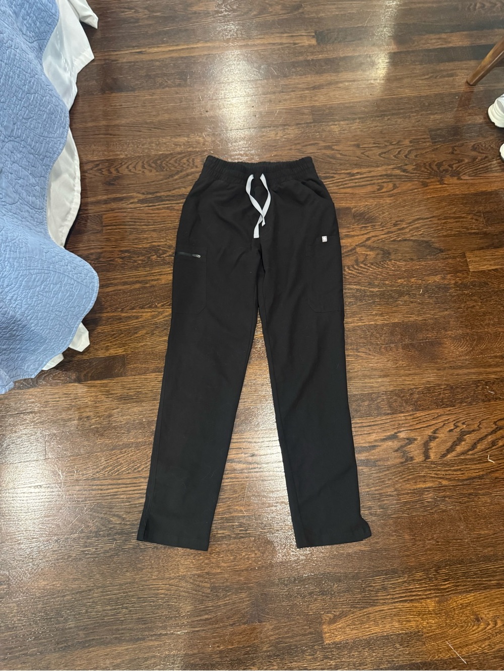 Figs Black Straight-Leg Scrub Pants with White Drawstring